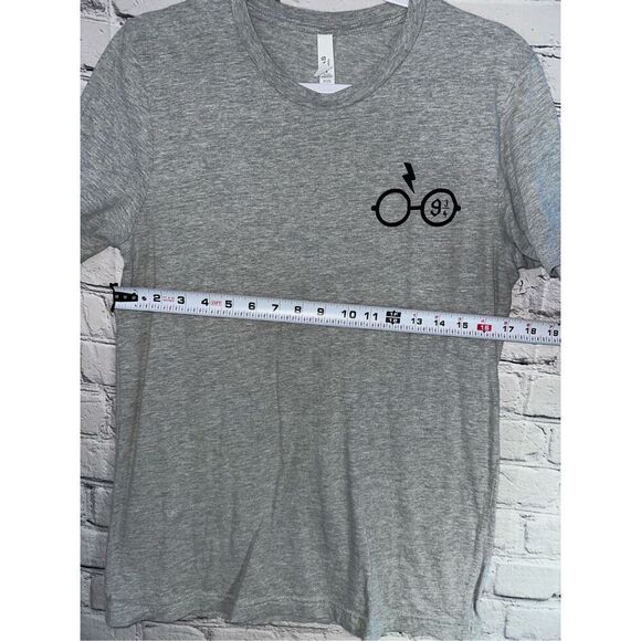 Custom Canvas Harry Potter Themed T-shirt Men’s Medium Gray Platform 9 3/4 - Picture 5 of 6
